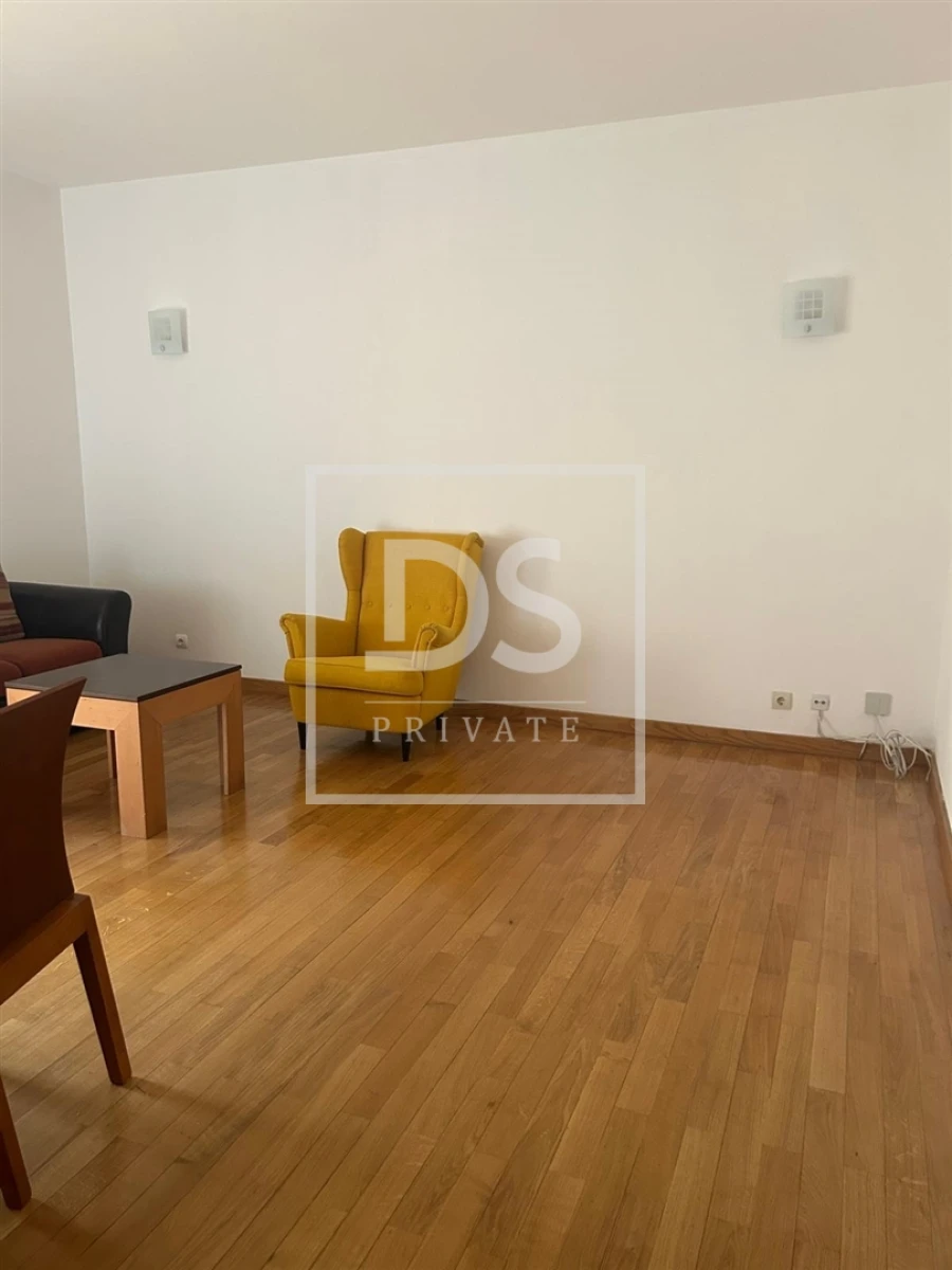 Apartamento T2 para Arrendamento em Cedofeita, Santo Ildefonso, Sé, Miragaia, São Nicolau e Vitória Foto 7