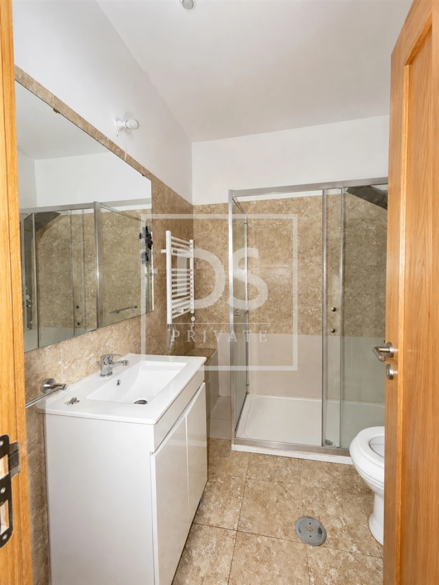 Apartamento T2 para Arrendamento em Cedofeita, Santo Ildefonso, Sé, Miragaia, São Nicolau e Vitória Foto 14