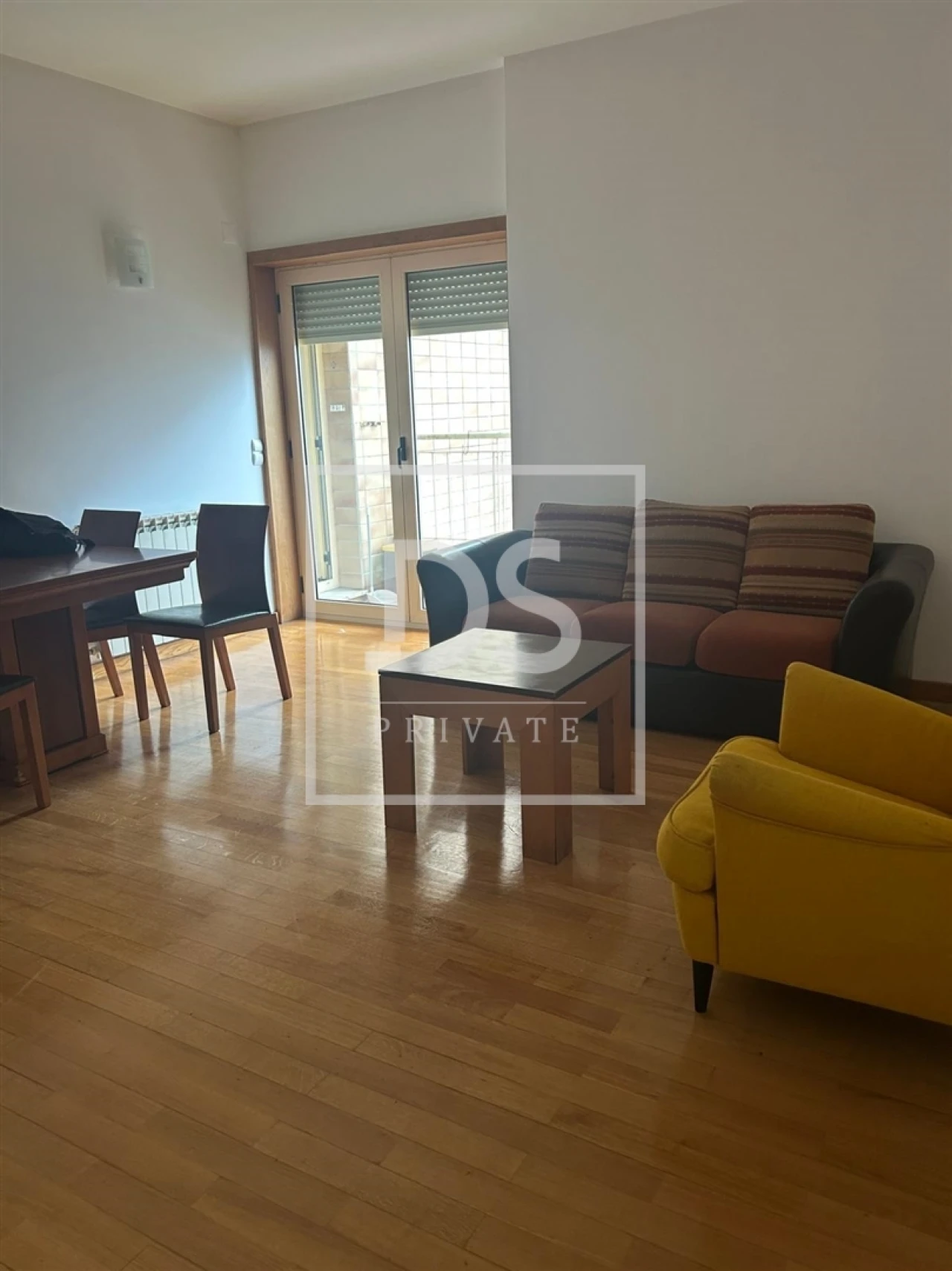 Apartamento T2 para Arrendamento em Cedofeita, Santo Ildefonso, Sé, Miragaia, São Nicolau e Vitória Foto 8