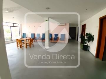 Prédio para Venda em Ereira e Lapa