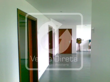 Prédio para Venda em Ereira e Lapa