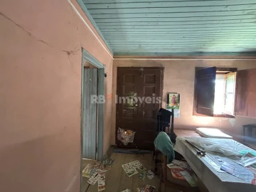 Moradia T4 para Venda em Areias e Pias