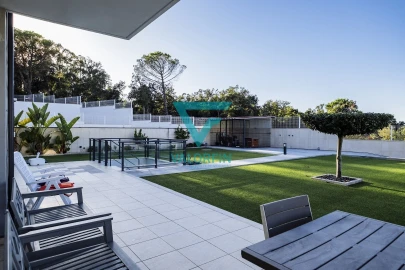 Apartamento T3 para Venda em Parceiros e Azoia