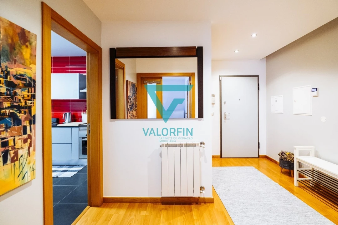 Apartamento T3 para Venda em Parceiros e Azoia Foto 19