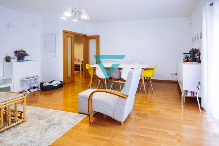 Apartamento T3 para Venda em Parceiros e Azoia Foto 9