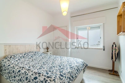 Apartamento T4 para Venda em Póvoa de Santa Iria e Forte da Casa