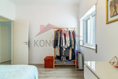 Apartamento T4 para Venda em Póvoa de Santa Iria e Forte da Casa