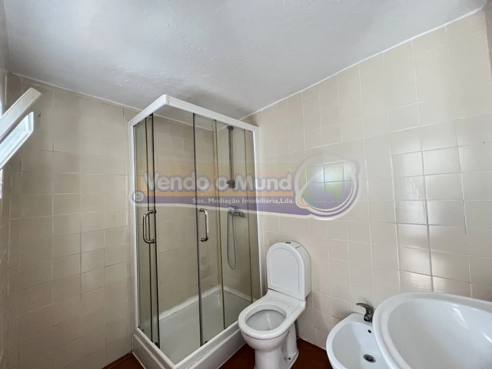 Moradia T1 para Venda em Benavente Foto 18