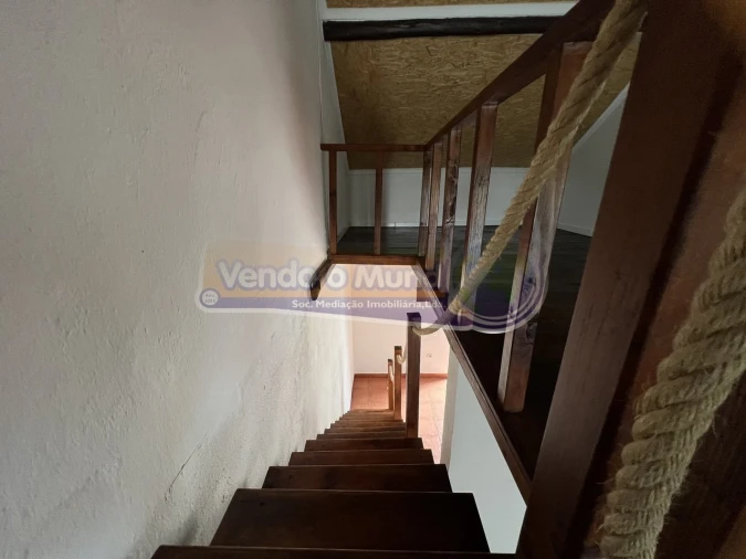 Moradia T1 para Venda em Benavente Foto 11