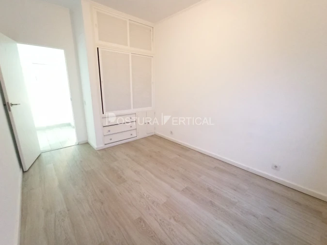 Apartamento T1 para Venda em Venteira Foto 7