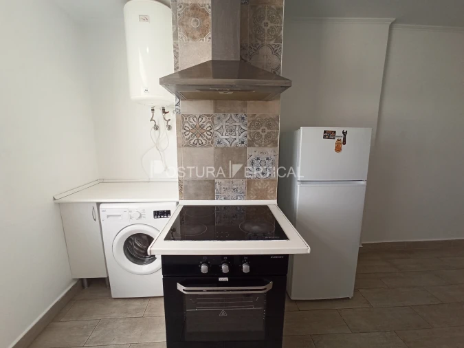 Apartamento T1 para Venda em Venteira Foto 2