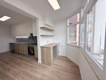 Apartamento T3 para Venda em Benfica