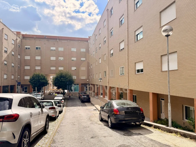 Apartamento T2 para Venda em Caldas de Vizela (São Miguel e São João) Foto 2