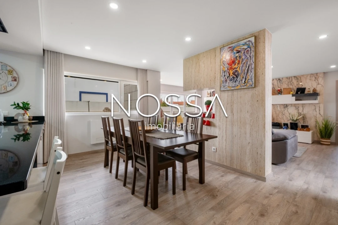 Moradia T4 para Venda em São João das Lampas e Terrugem Foto 8