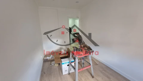 Apartamento T2 para Venda em Odivelas