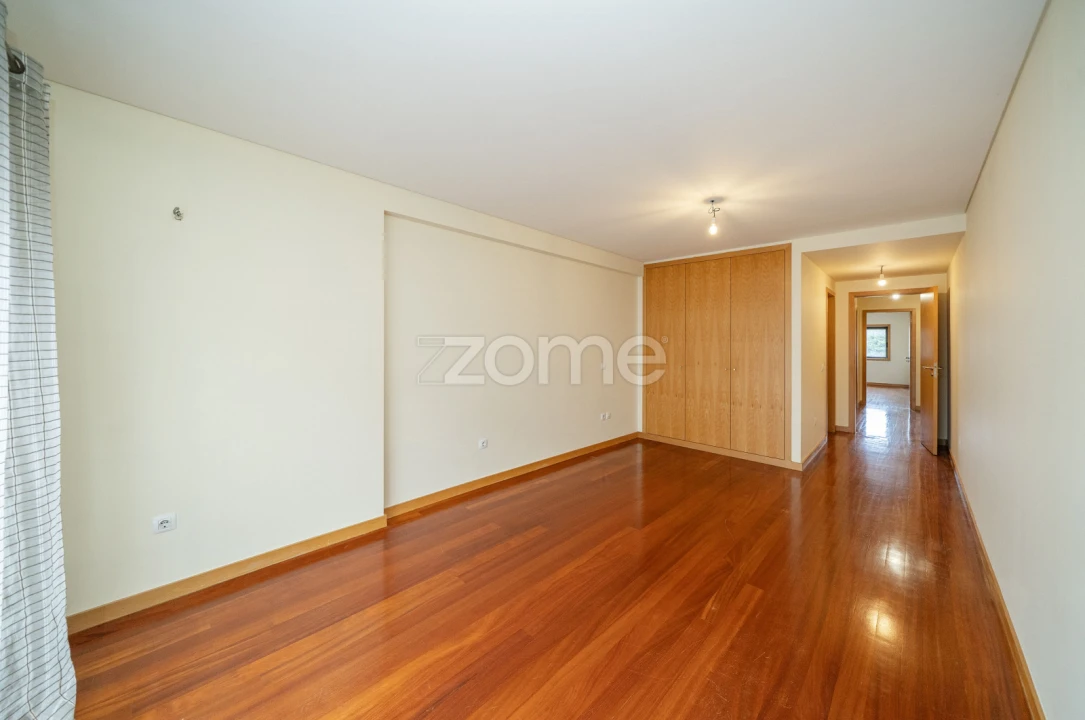 Apartamento T3 para Venda em São Vitor (Braga) Foto 23