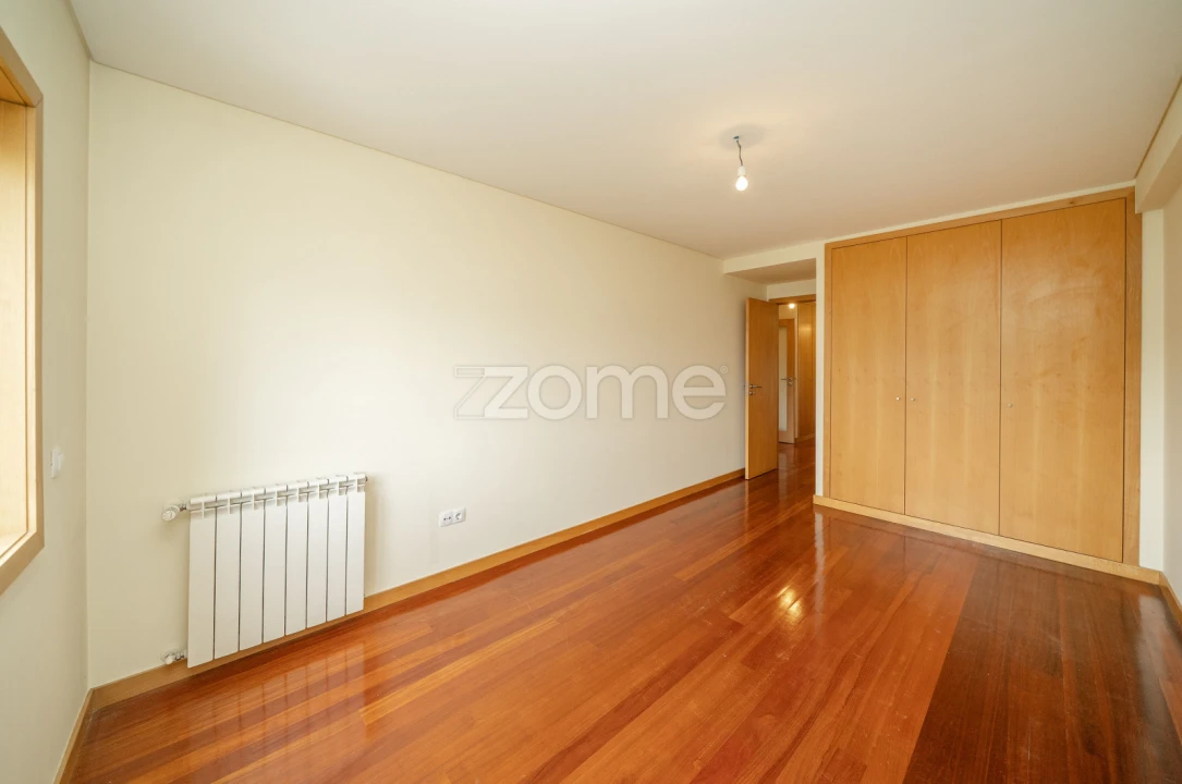 Apartamento T3 para Venda em São Vitor (Braga) Foto 32