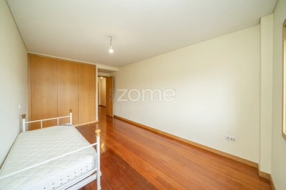 Apartamento T3 para Venda em São Vitor (Braga)