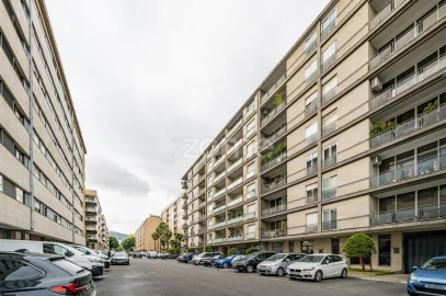 Apartamento T3 para Venda em São Vitor (Braga)
