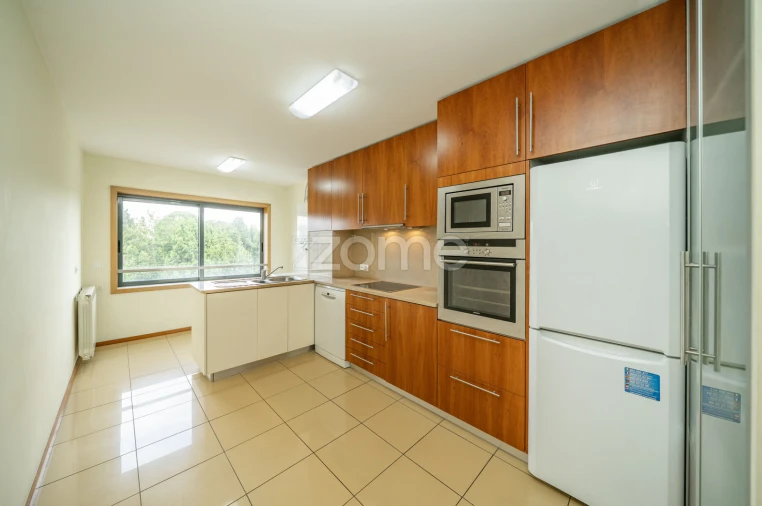 Apartamento T3 para Venda em São Vitor (Braga)
