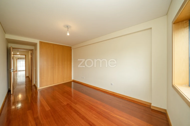 Apartamento T3 para Venda em São Vitor (Braga) Foto 33
