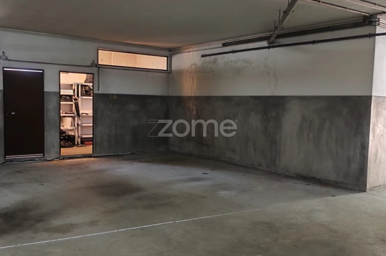 Garagem para Venda em Custóias, Leça do Balio e Guifões Foto 7