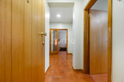 Apartamento T3 para Venda em Padim da Graça