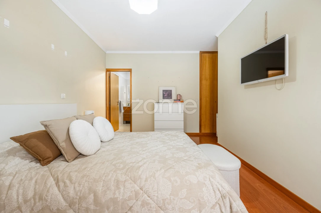 Apartamento T3 para Venda em Padim da Graça Foto 10