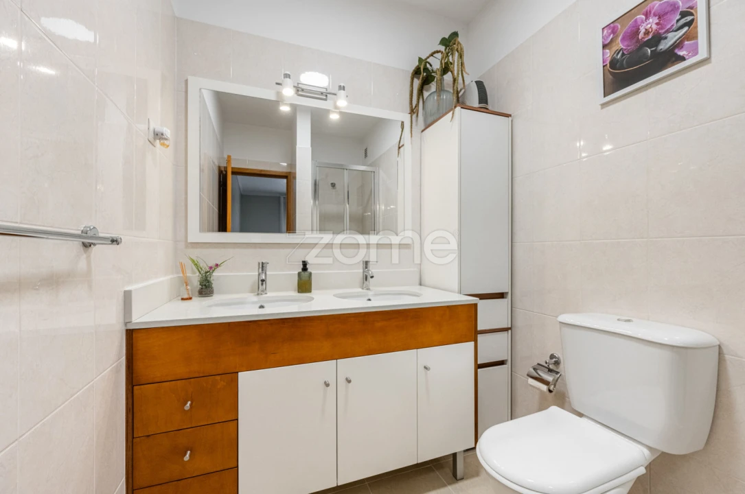 Apartamento T3 para Venda em Padim da Graça Foto 9