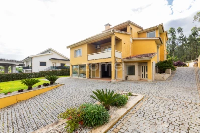 Moradia T4 para Venda em Areias