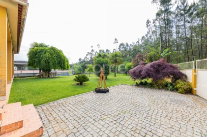 Moradia T4 para Venda em Areias