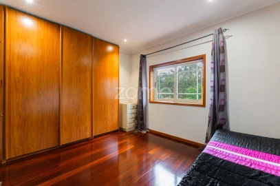 Moradia T4 para Venda em Areias