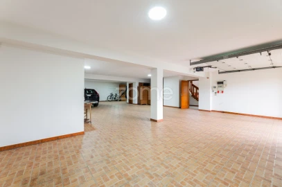 Moradia T4 para Venda em Areias