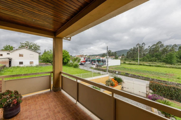 Moradia T4 para Venda em Areias Foto 40
