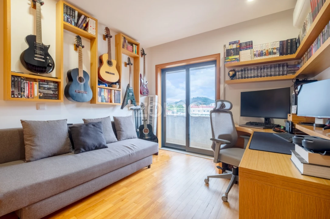Apartamento T3 para Venda em Valongo Foto 21