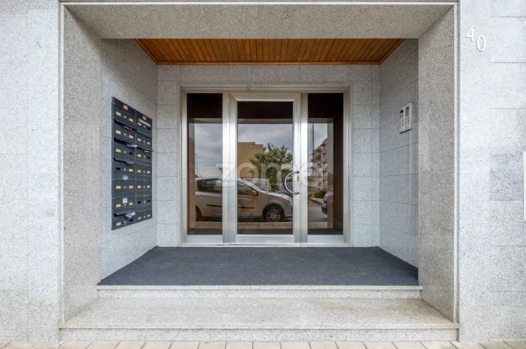 Apartamento T3 para Venda em Valongo Foto 2