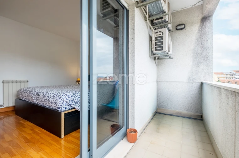 Apartamento T3 para Venda em Valongo Foto 33