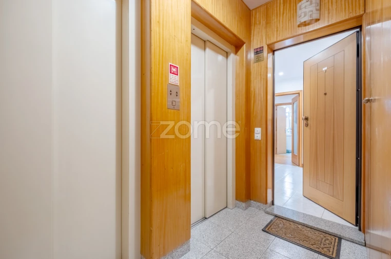 Apartamento T3 para Venda em Valongo Foto 4