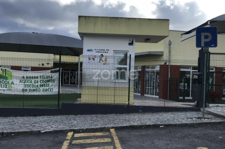 Apartamento T2 para Arrendamento em Algueirão-Mem Martins Foto 13
