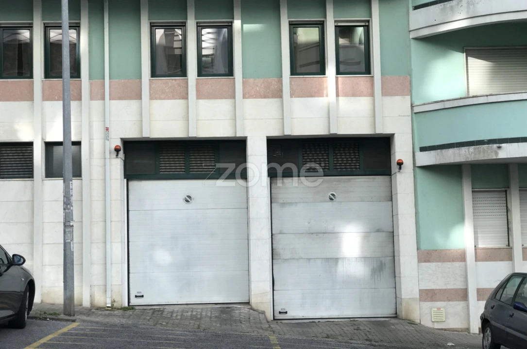 Apartamento T2 para Arrendamento em Algueirão-Mem Martins Foto 12
