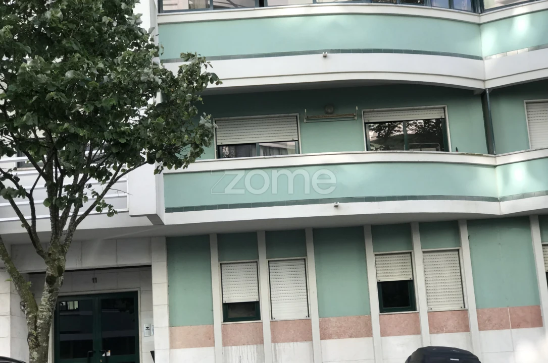 Apartamento T2 para Arrendamento em Algueirão-Mem Martins Foto 11