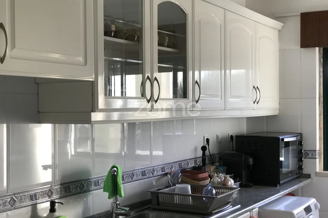 Apartamento T2 para Arrendamento em Algueirão-Mem Martins Foto 7