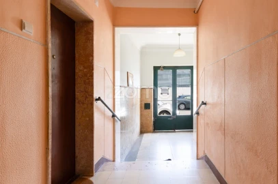 Apartamento T2 para Venda em Queluz e Belas