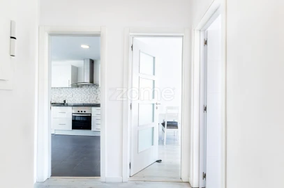 Apartamento T2 para Venda em Queluz e Belas