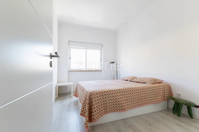 Apartamento T2 para Venda em Queluz e Belas