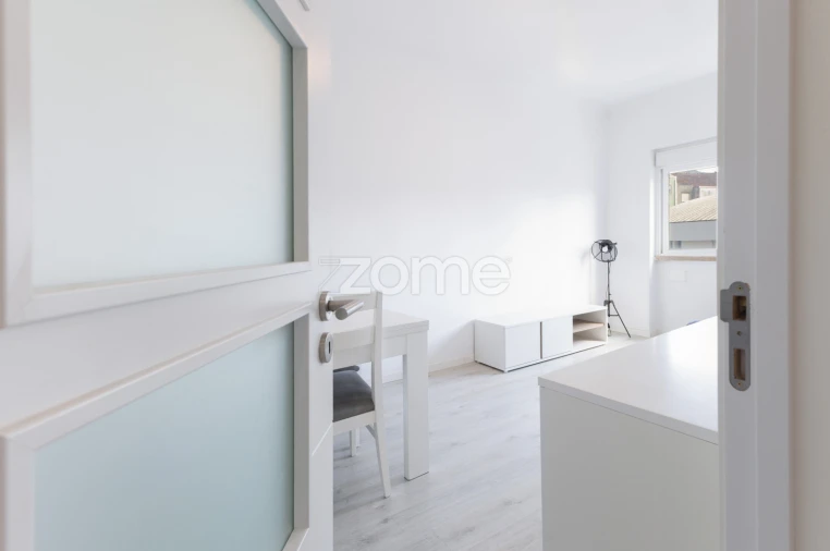 Apartamento T2 para Venda em Queluz e Belas Foto 10
