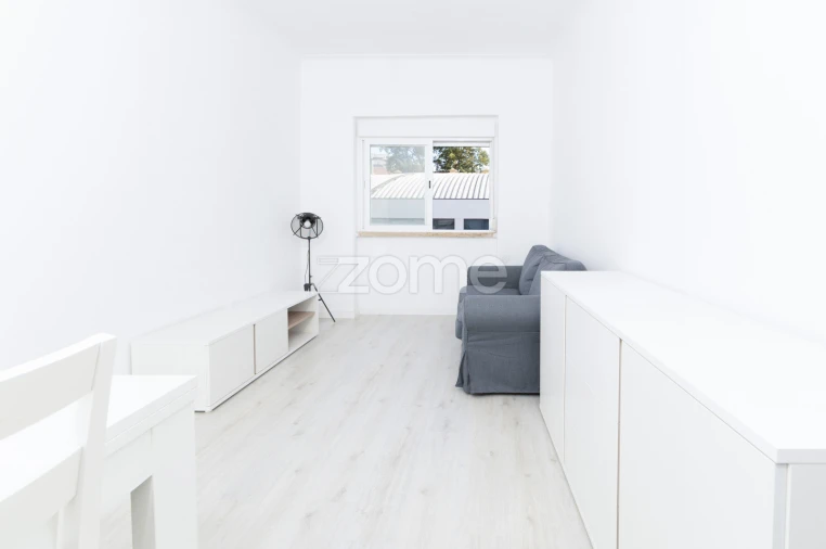 Apartamento T2 para Venda em Queluz e Belas Foto 11