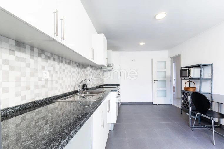 Apartamento T2 para Venda em Queluz e Belas Foto 13