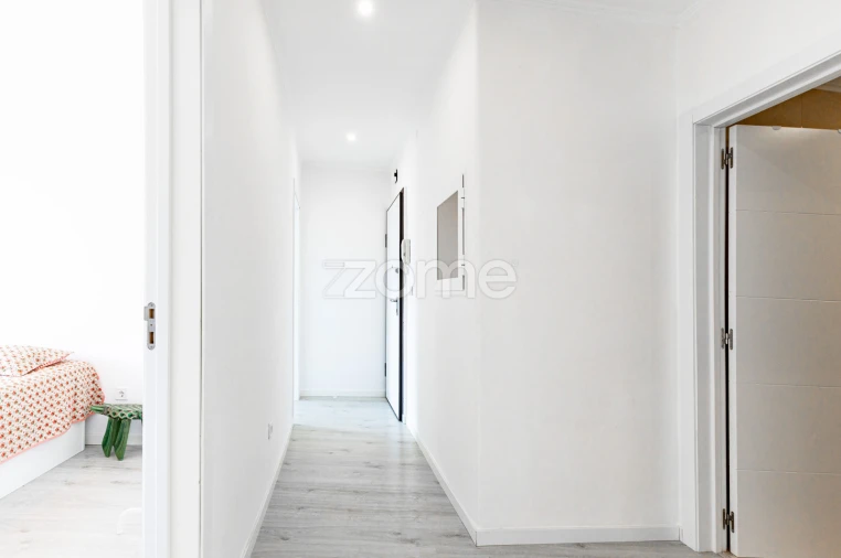 Apartamento T2 para Venda em Queluz e Belas Foto 22