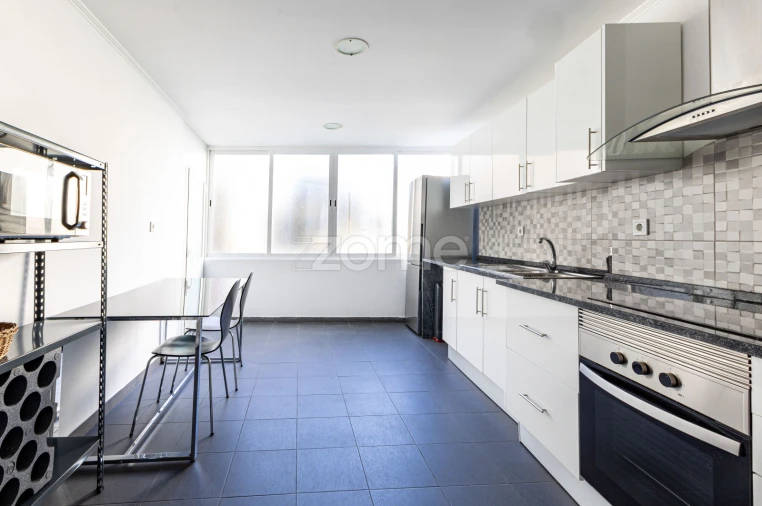 Apartamento T2 para Venda em Queluz e Belas Foto 13